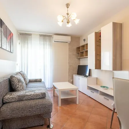 - Catalina - Diego-klara Apartment *